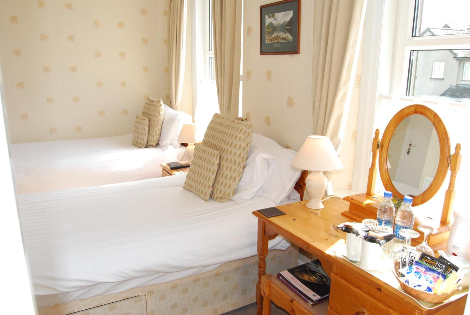 Beckside Guest House Keswick Bagian luar foto